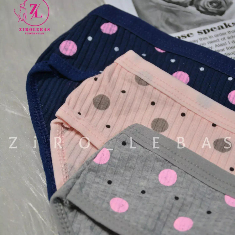 شورت نخی زنانه