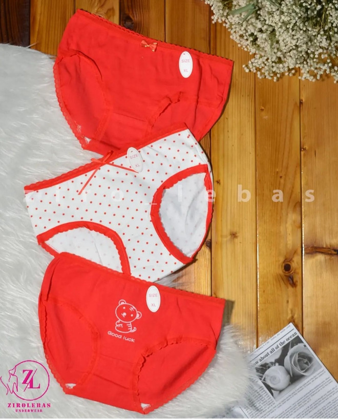 شورت نخی زنانه