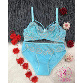 شورت و سوتین