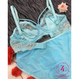 شورت و سوتین زنانه