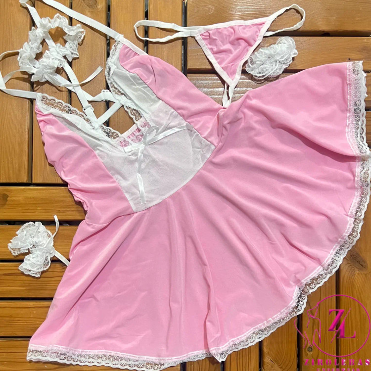 کاستوم زنانه