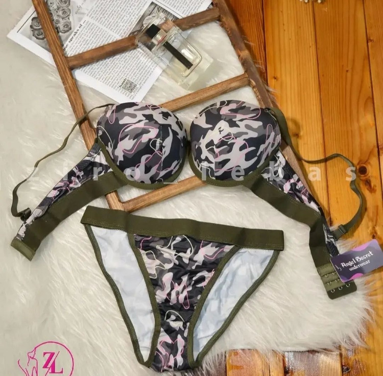 ست شورت و سوتین لیزری