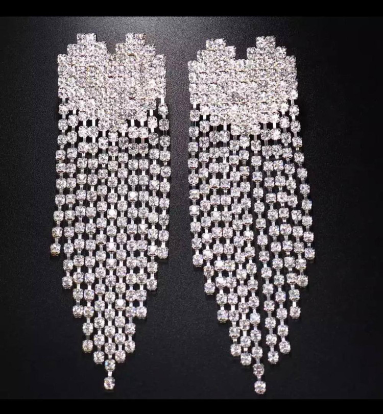 نیپل چسبی نگین دار