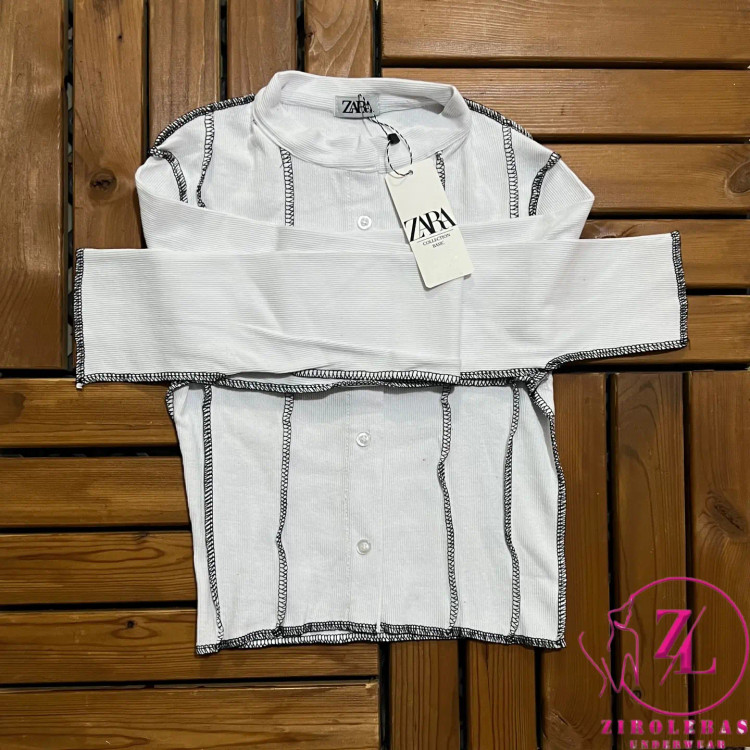 آستین بلند دکمه دار