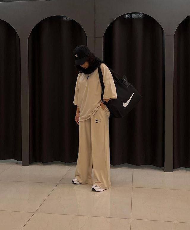 ست نایک