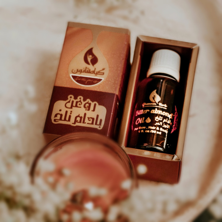روغن بادام تلخ برای ابرو مژه