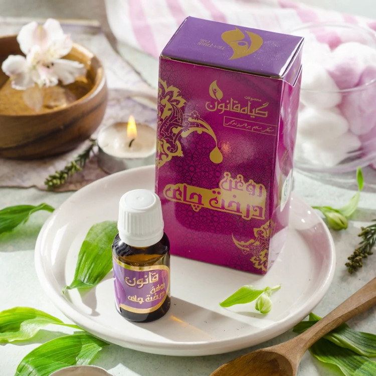 روغن درخت چای قانون برای مراقبت از پوست و کاهش جوش