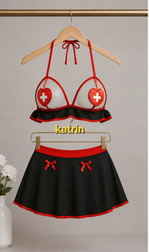 ست لباس زیر فانتزی طرح پرستاری برند کاترین با دامن مشکی و قرمز