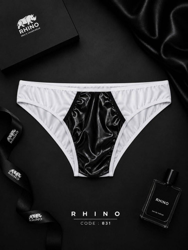 شورت مردانه فانتزی برند Rhino ترکیبی از فلامنت و چرم فریسایز کد 831 نمایش داده شده با بستهبندی و عطر